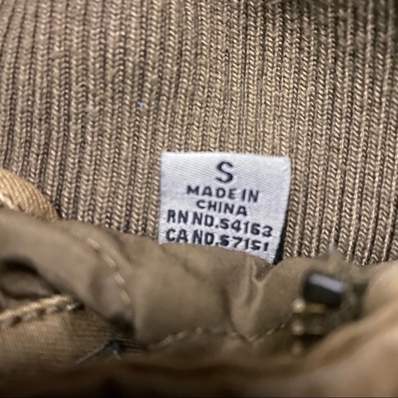 Levis Quilted Lined Jacket Size Small - Picture 7 of 10